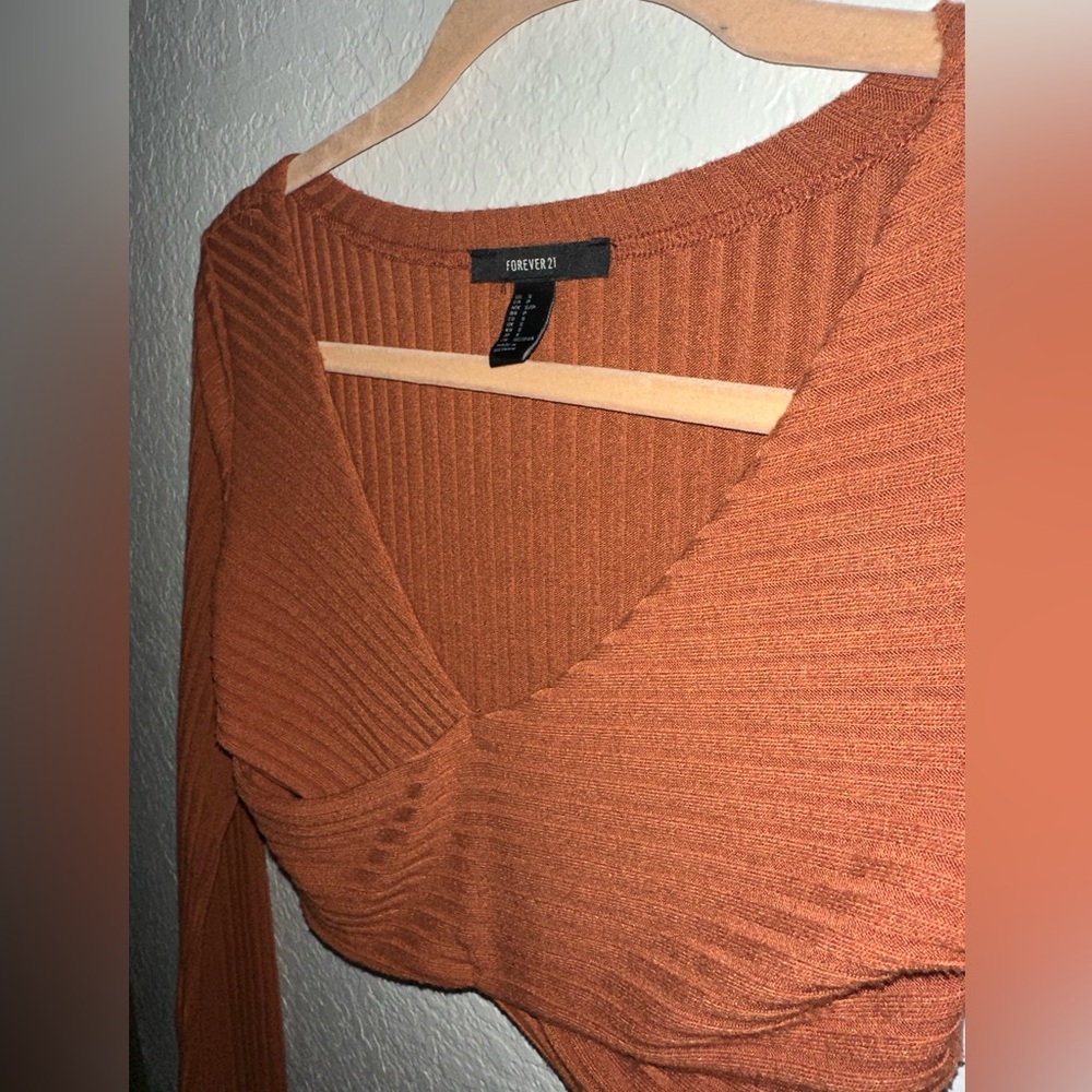 Forever 21 V-Neck Crop Top